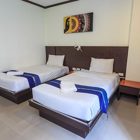 Sharaya Patong Hotel エクステリア 写真